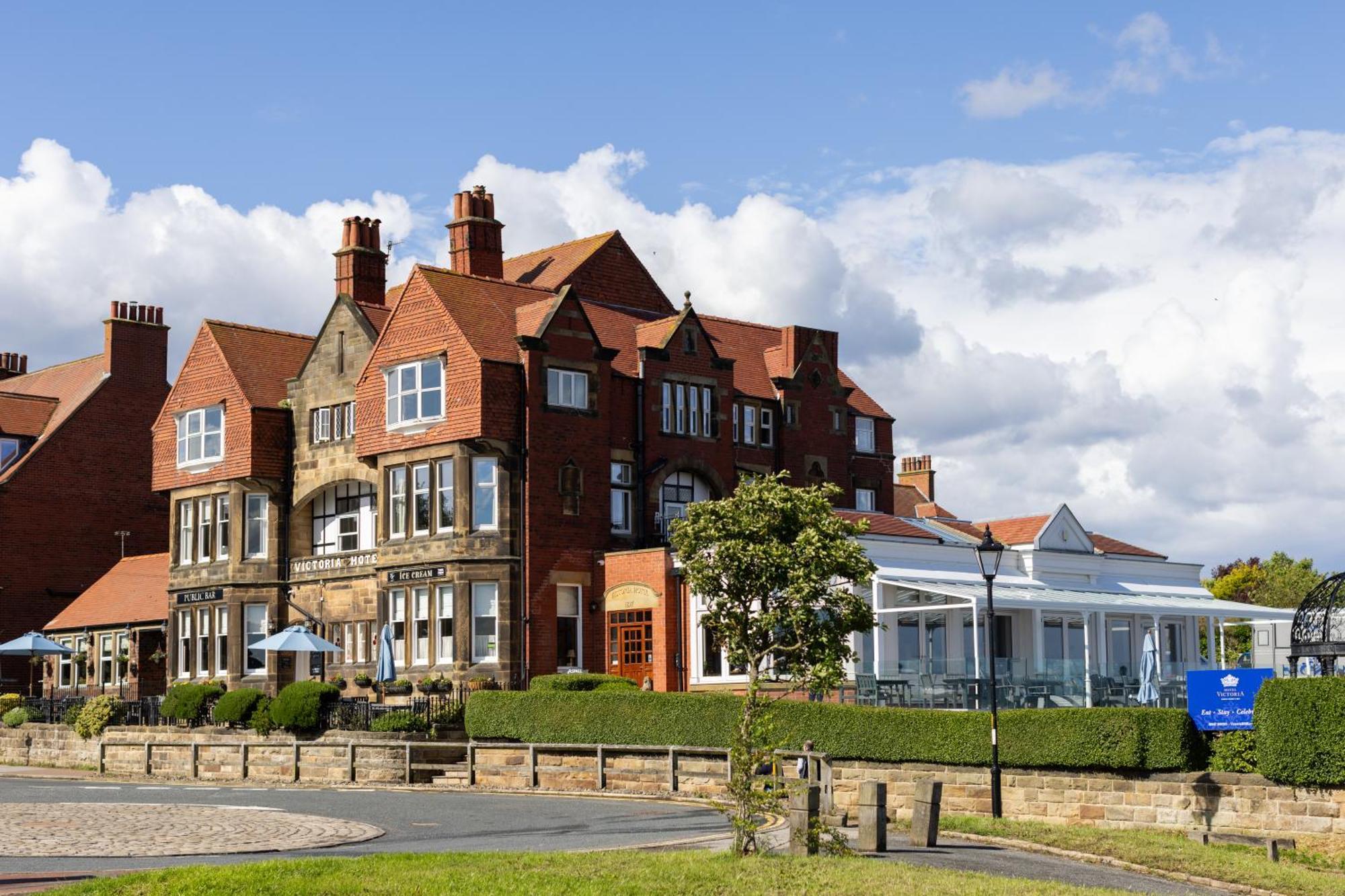 Hotel Victoria Robin Hood's Bay Exterior foto